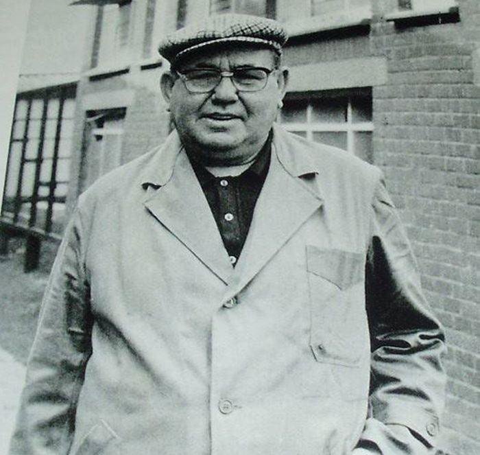 The Busschaert Strain of Racing Pigeons from the 1980